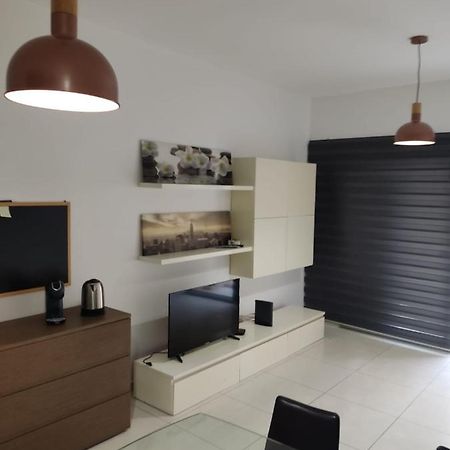 Апартаменты Hampton Court, Block C, N.2 Сент-Полс-Бей Экстерьер фото
