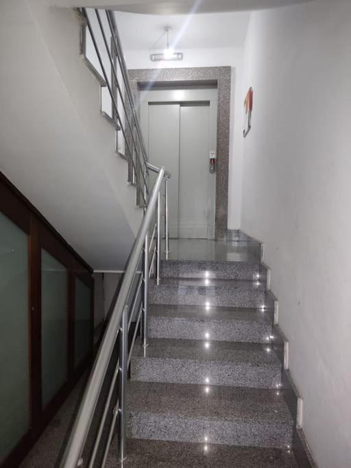 Апартаменты Hampton Court, Block C, N.2 Сент-Полс-Бей Экстерьер фото